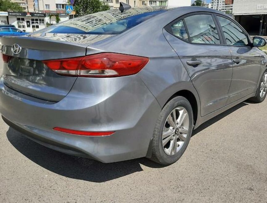 Hyundai Elantra 2017