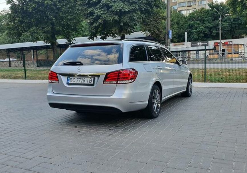 Mercedes-Benz E 220 2015