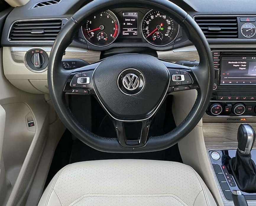 Volkswagen Passat B8 2016