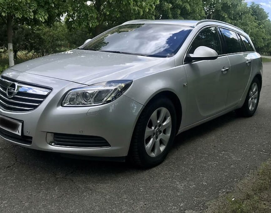 Opel Insignia 2011