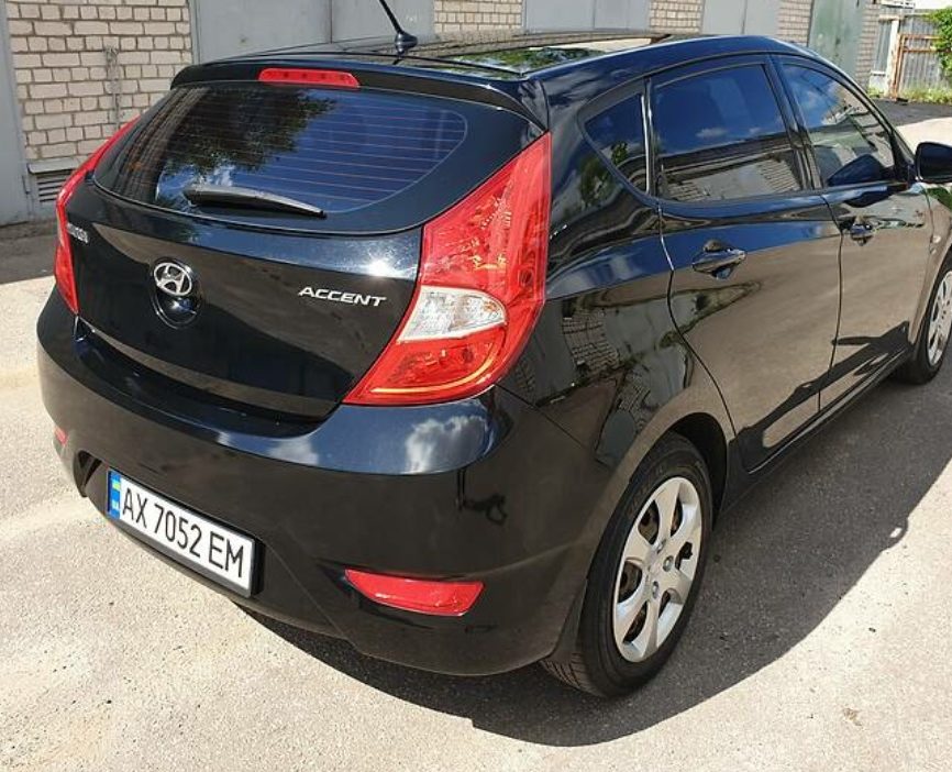 Hyundai Accent 2013