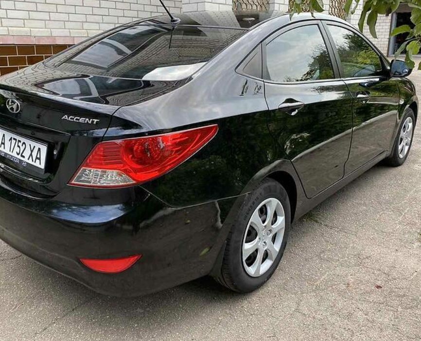 Hyundai Accent 2013