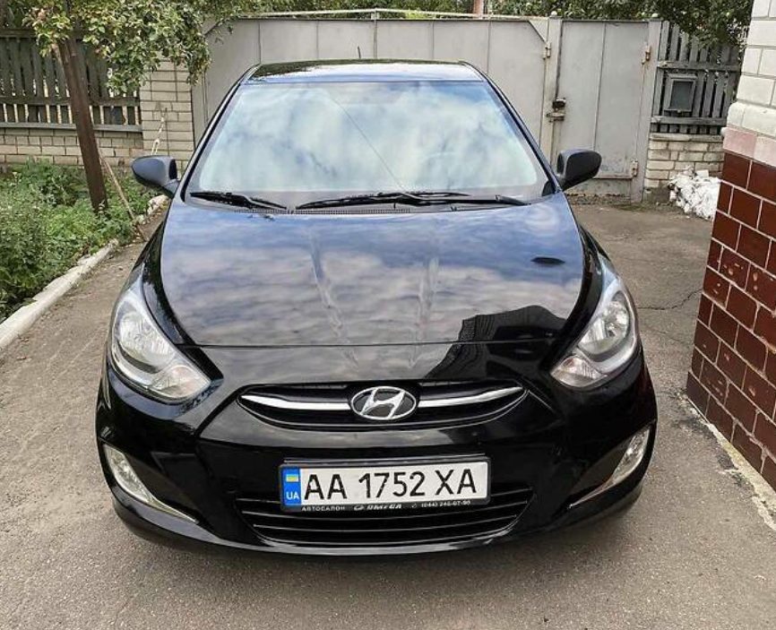 Hyundai Accent 2013