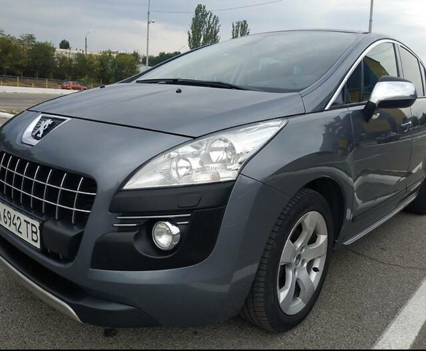 Peugeot 3008 2011