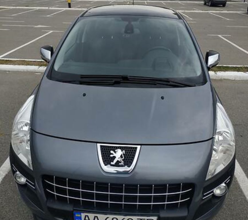 Peugeot 3008 2011