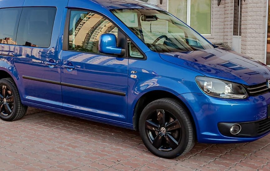 Volkswagen Caddy пасс. 2011