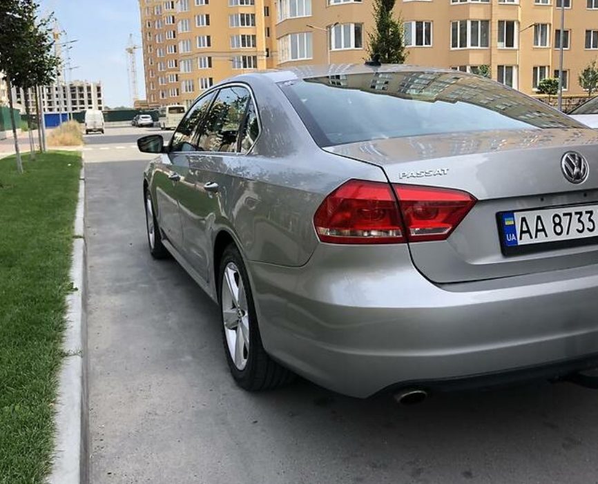 Volkswagen Passat B7 2012