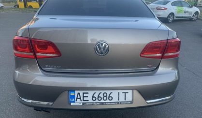 Volkswagen Passat B7 2011