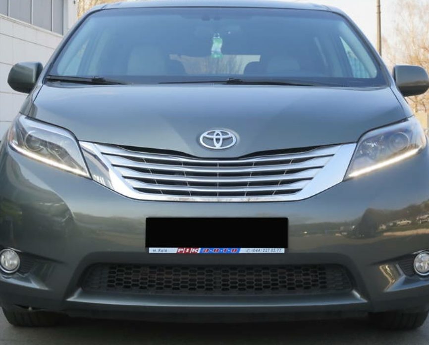 Toyota Sienna 2013