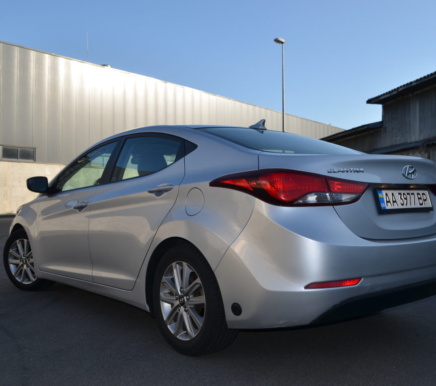 Hyundai Elantra 2014