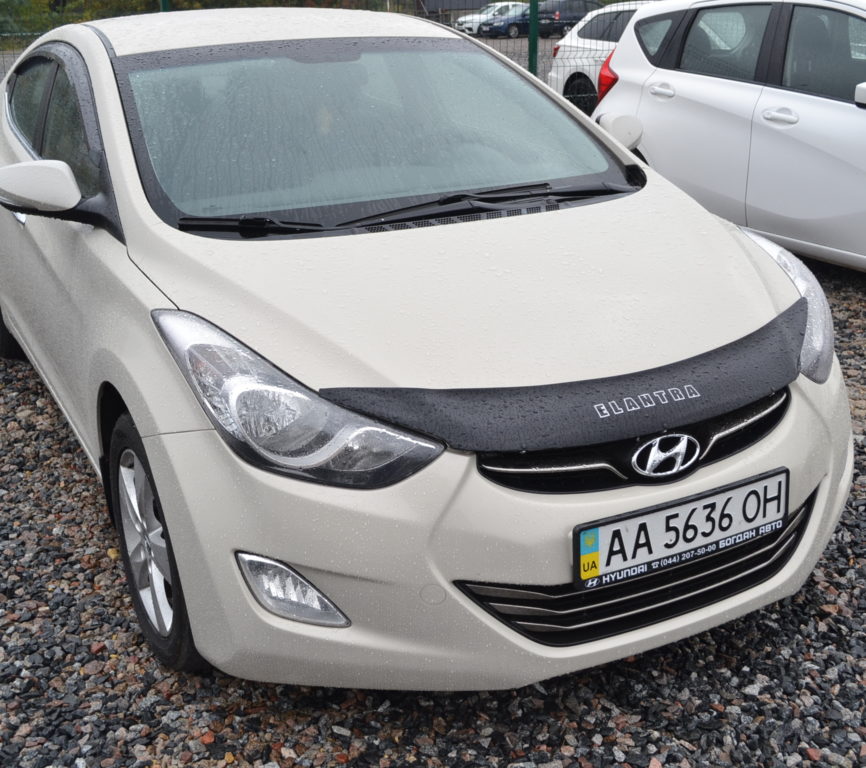 Hyundai Elantra 2012