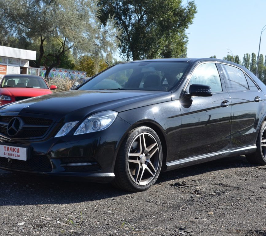 Mercedes-Benz E-Class 2010