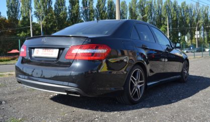 Mercedes-Benz E-Class 2010