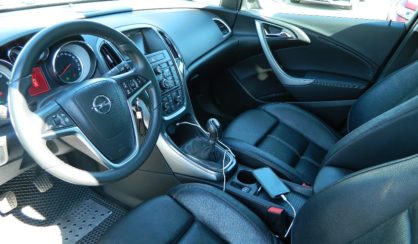 Opel Astra 2013