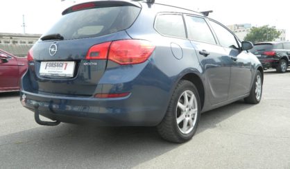 Opel Astra 2012