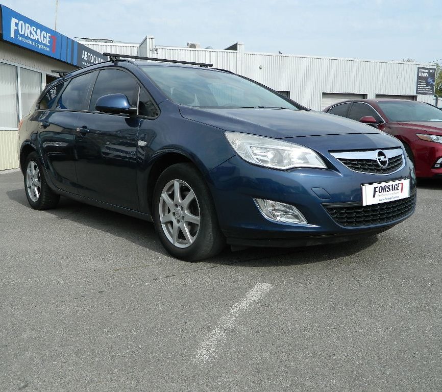 Opel Astra 2012