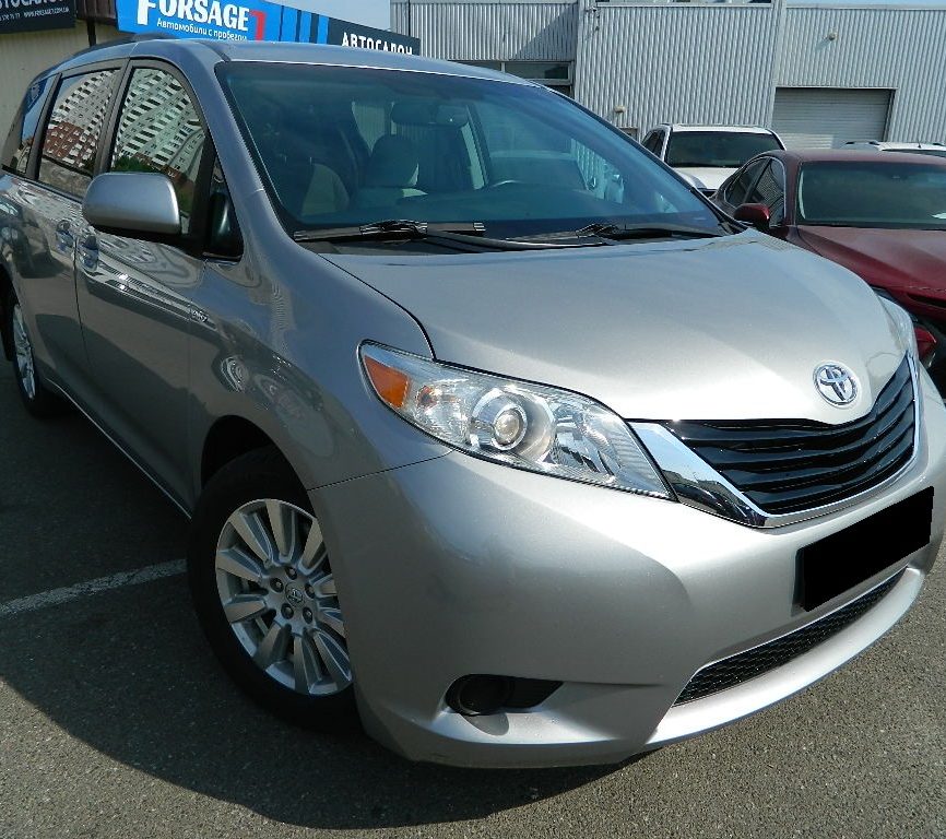 Toyota Sienna 2017