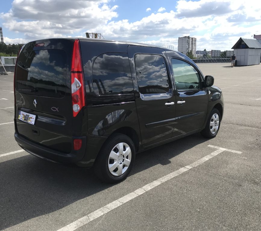 Renault Kangoo пасс. 2011