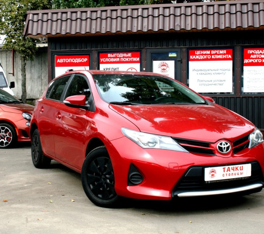 Toyota Auris 2013