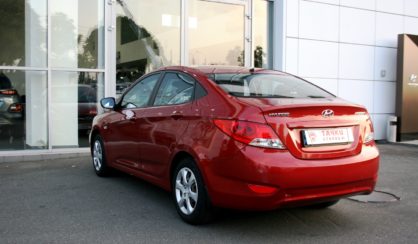 Hyundai Accent 2012