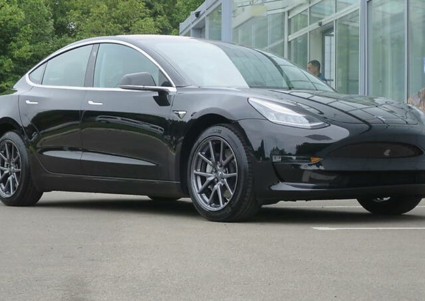 Tesla Model 3 2018