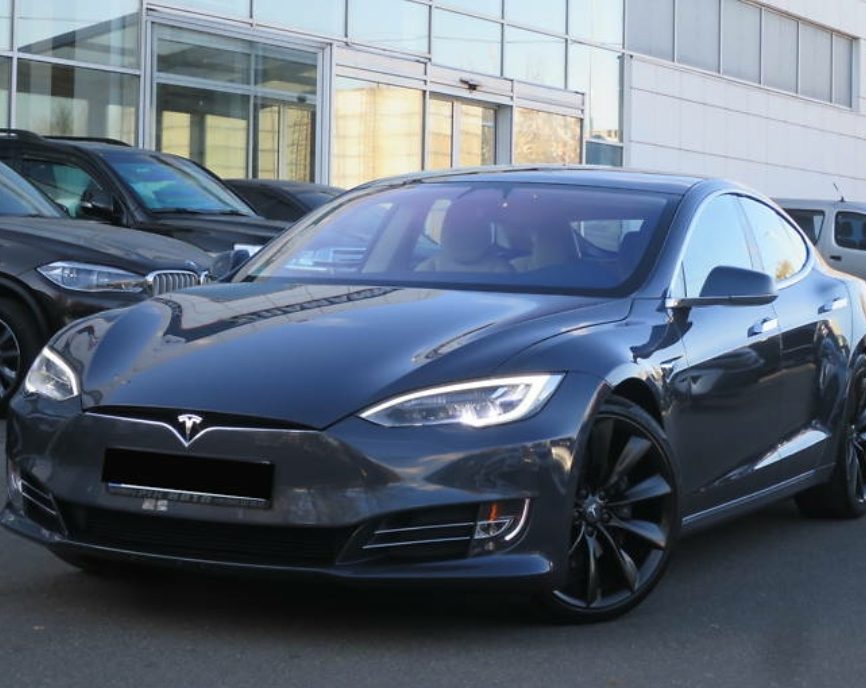 Tesla Model S 2017