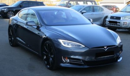 Tesla Model S 2017