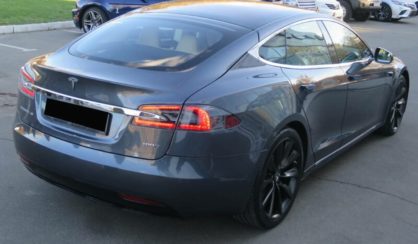 Tesla Model S 2017