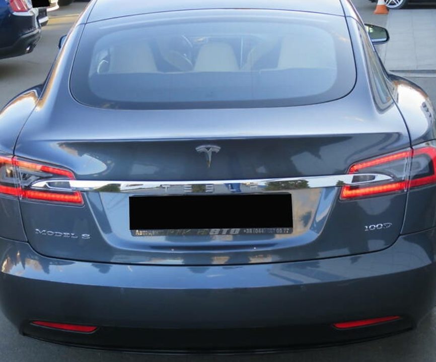 Tesla Model S 2017