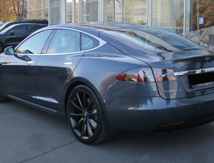 Tesla Model S 2017