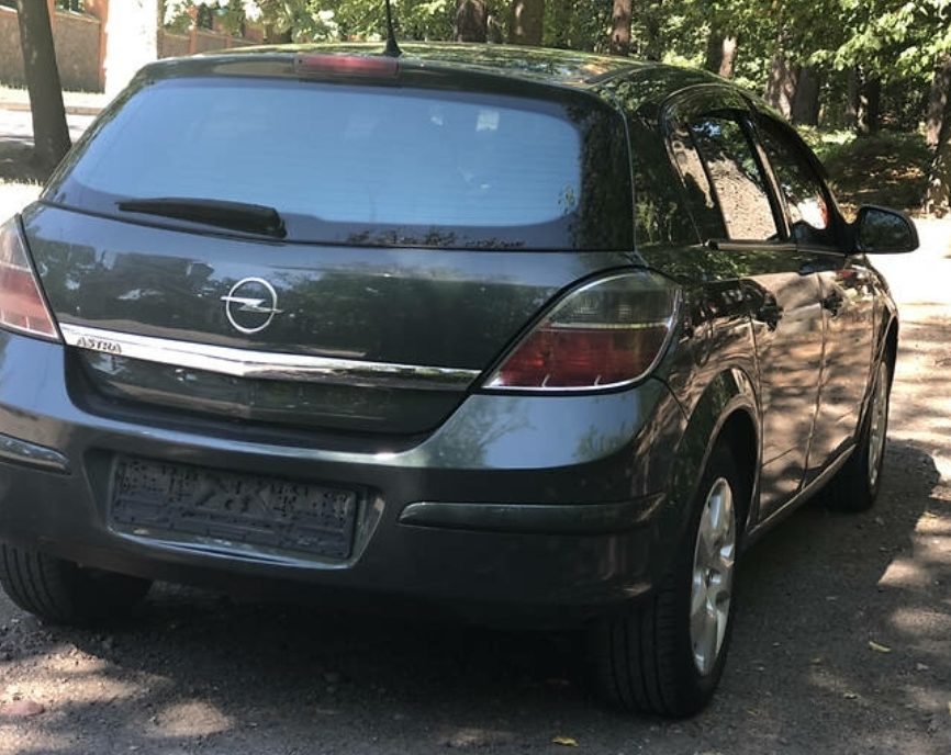 Opel Astra 2012