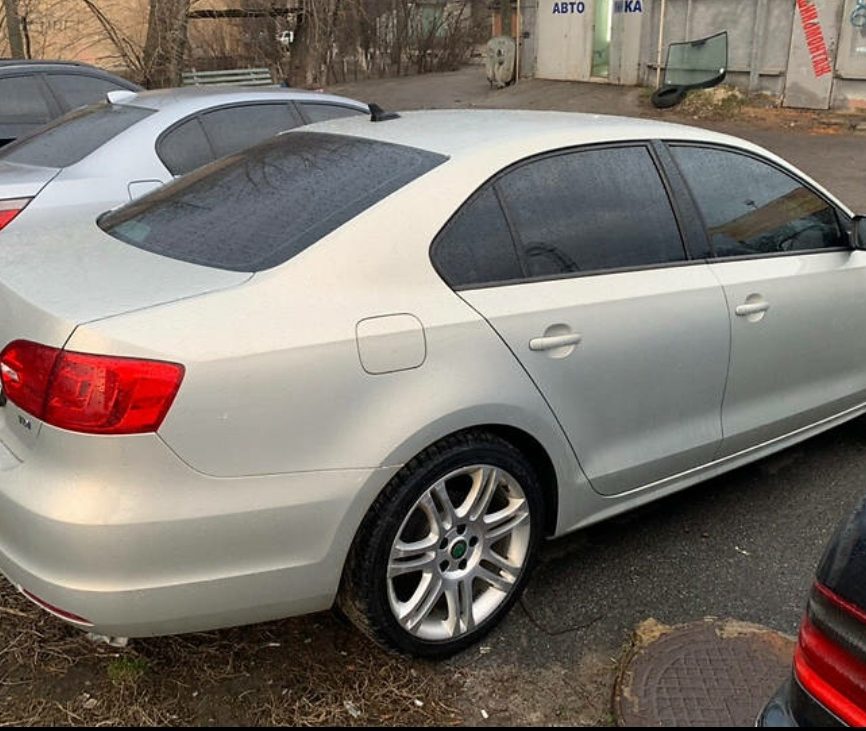 Volkswagen Jetta 2011