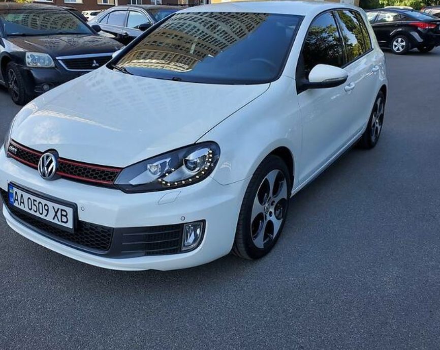 Volkswagen Golf VI 2011