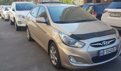 Hyundai Accent 2011