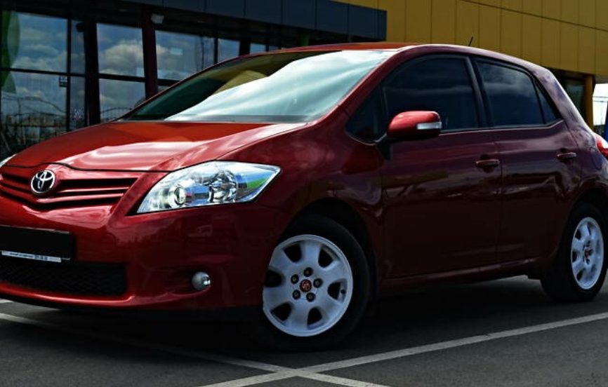 Toyota Auris 2010