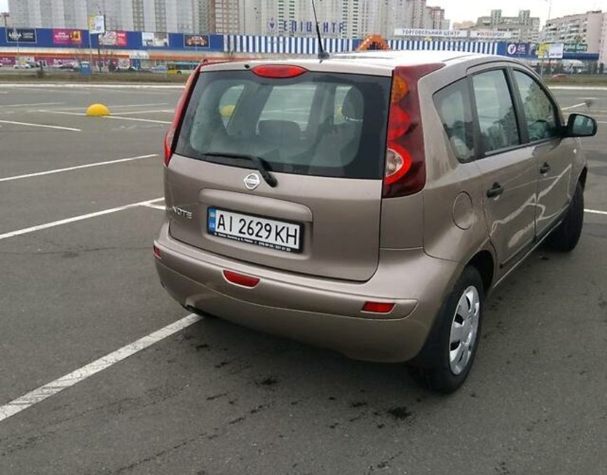 Nissan Note 2011