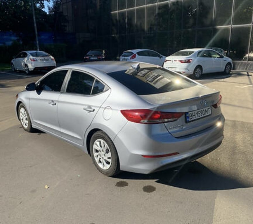 Hyundai Elantra 2016