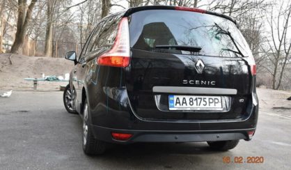 Renault Megane Scenic 2011