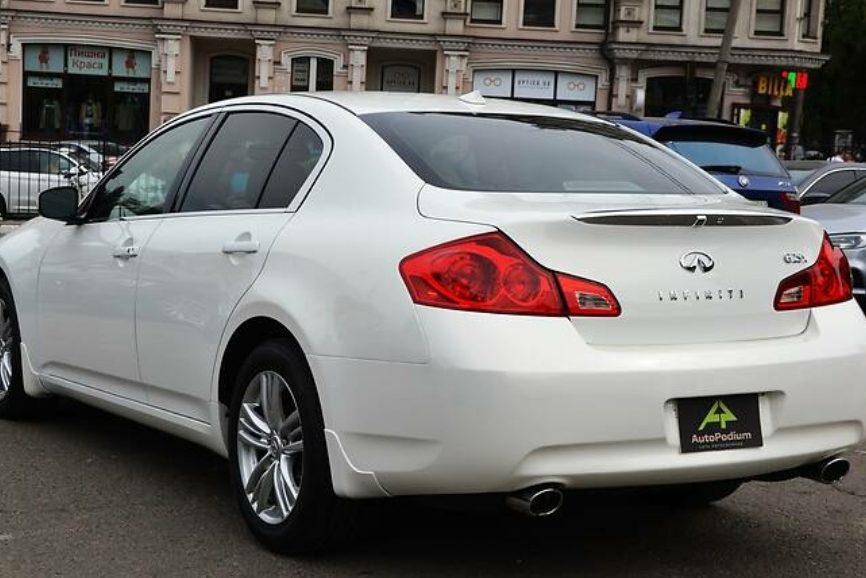 Infiniti G25 2012