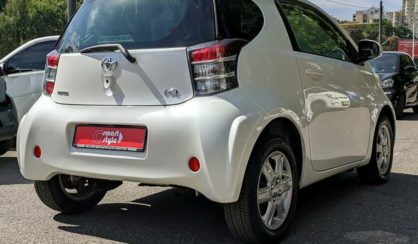 Toyota IQ 2009