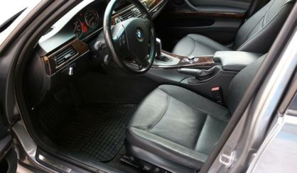 BMW 328 2010