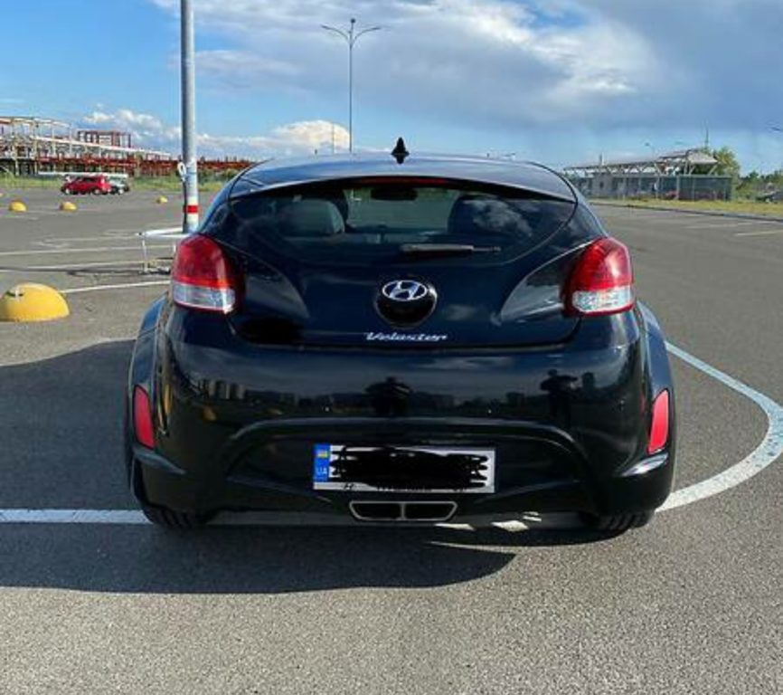 Hyundai Veloster 2013