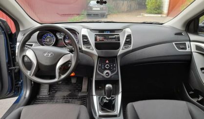 Hyundai Elantra 2015