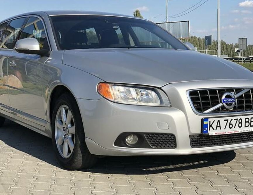 Volvo V70 2013