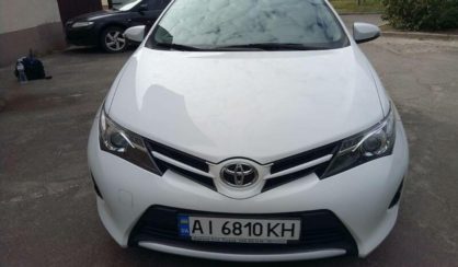 Toyota Auris 2013