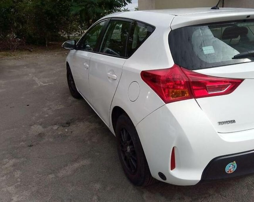 Toyota Auris 2013