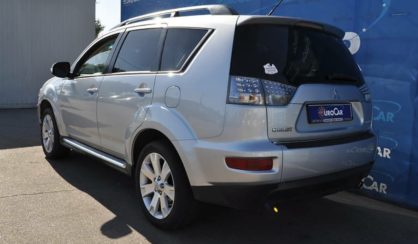 Mitsubishi Outlander 2013