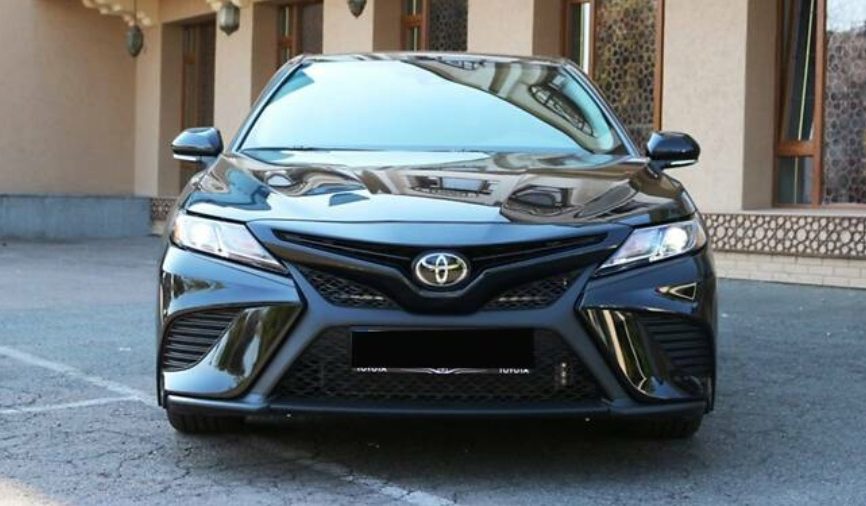 Toyota Camry 2019