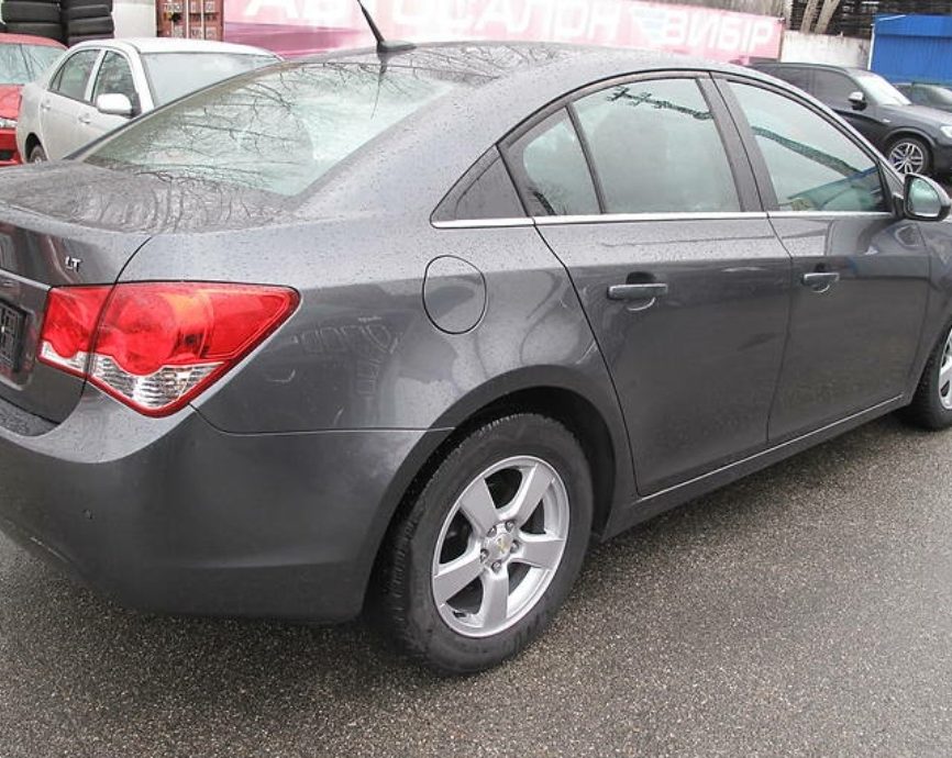 Chevrolet Cruze 2012