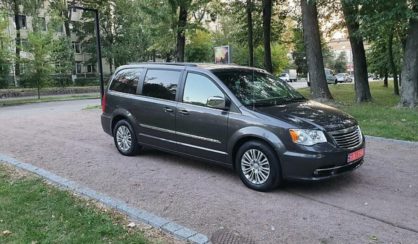 Chrysler Town & Country 2015